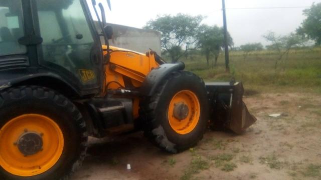 Retrô Jcb ano 2013 - Foto 4