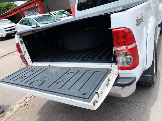 Hillux Srv 4x4 automática 2015 - Foto 9