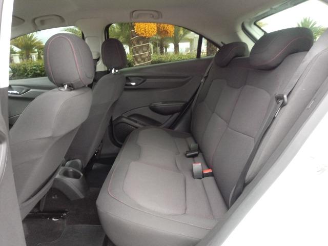 Chevrolet Onix LTZ 1.4 Manual Flex Branco 2015 - Foto 11