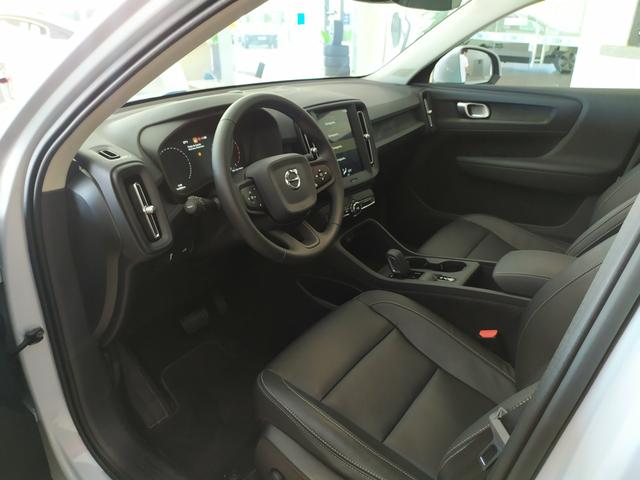 Volvo XC40 T4 - Foto 7