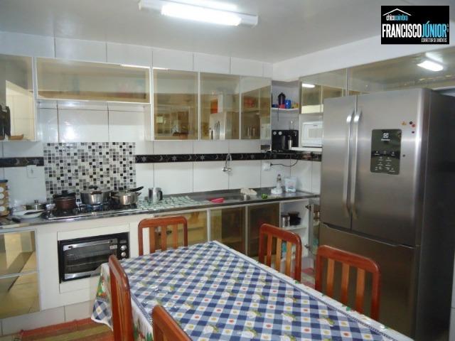 Casa no Setor Coimbra, 4 Quartos 1 suíte, 2 salas, Cozinha com armários, ótima localização - Foto 17