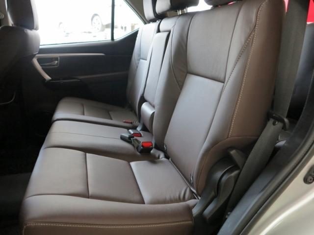 TOYOTA HILUX SW4 2.8 SRX 4X4 16V TURBO 2019 - Foto 11