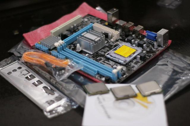 Placa Mãe 775 ( Novas) Garantia de 6 meses. Nos Cartões Crédito e Débito