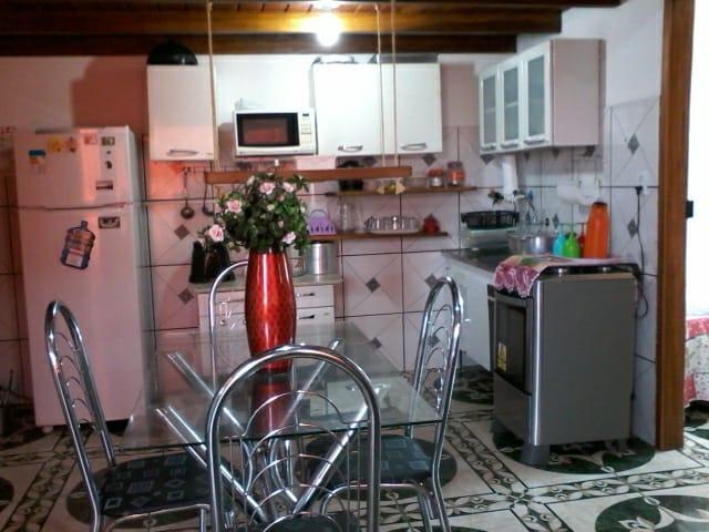 AP perto da praia ambiente famíliar