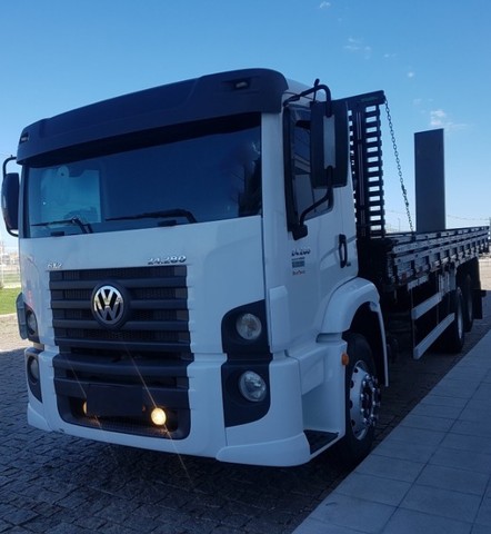 VOLKS 24-280 6X2 C. DE MADEIRA