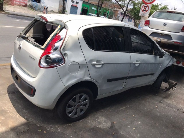 Sucata I/ Fiat Palio  Attract 1.0 2014/2015 - Foto 2