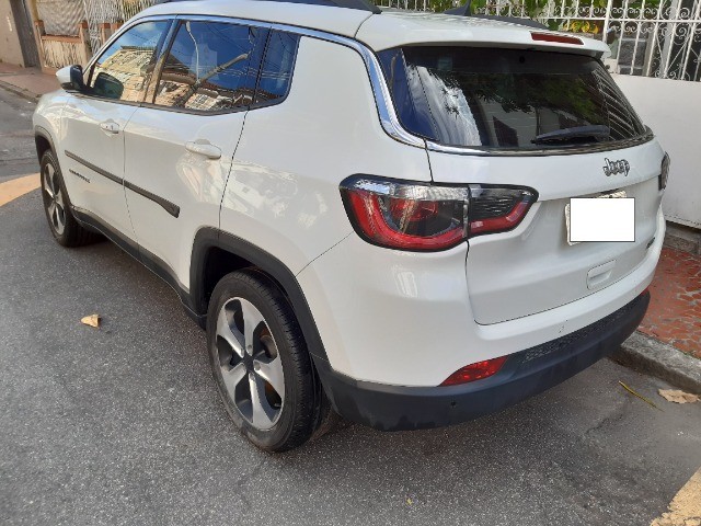 JEEP COMPASS 2018 LONGITUDE COM 42 MIL KM