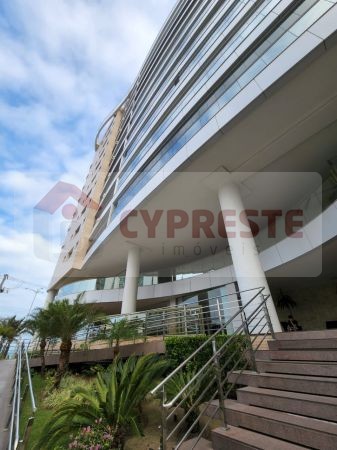 Apartamento com 4 Quartos à Venda, 180m