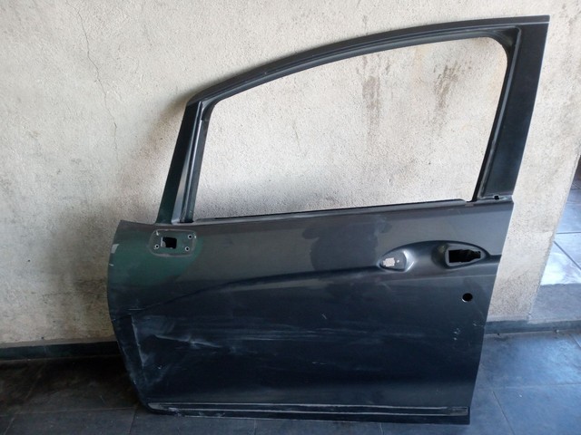 Porta dianteira esquerda Honda Fit 2014 2015