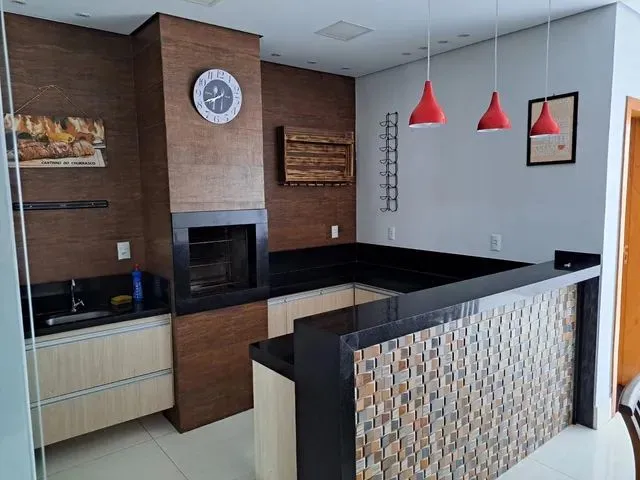 Vende-se esta casa no Riacho fundo 1