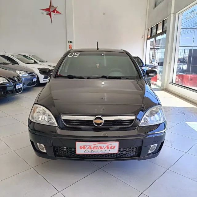 Comprar Hatch Chevrolet Corsa Hatch 1.4 4P Maxx Flex Cinza 2012 em Santa  Bárbara d'Oeste-SP