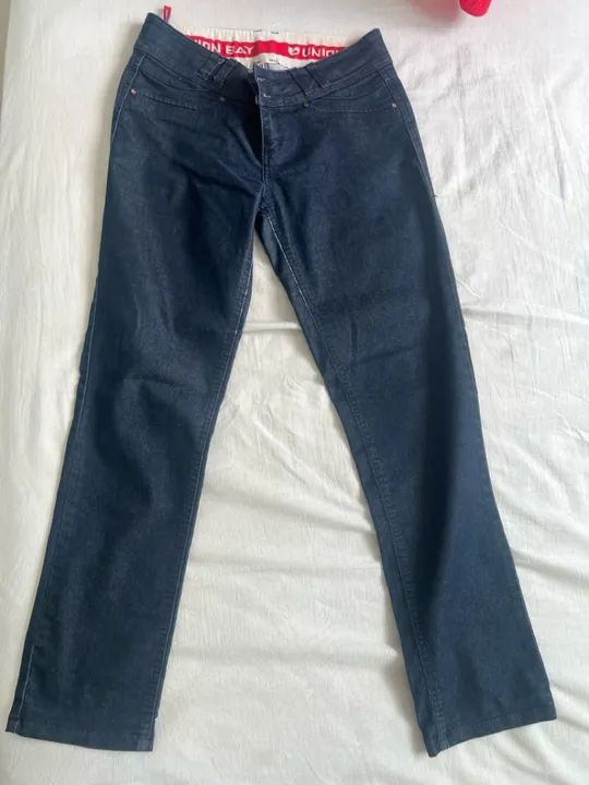 Calça Jeans reta feminina - Azul - Usada - Foto 2