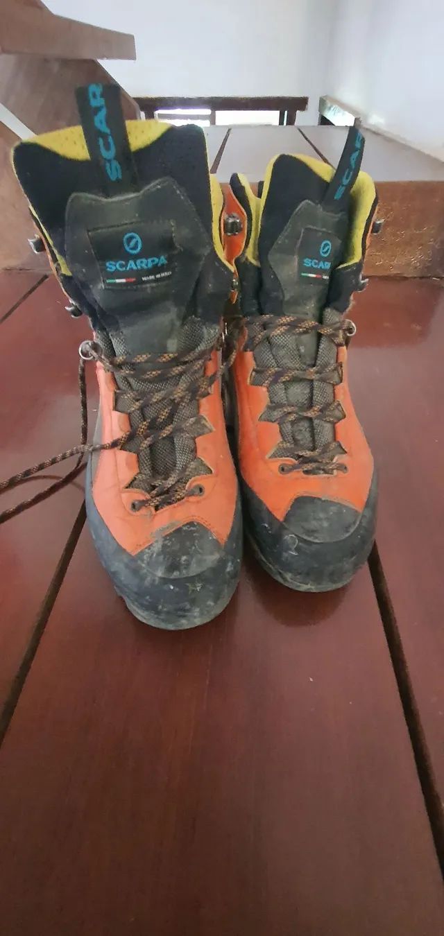 Bota  de trilha  treking scarpa