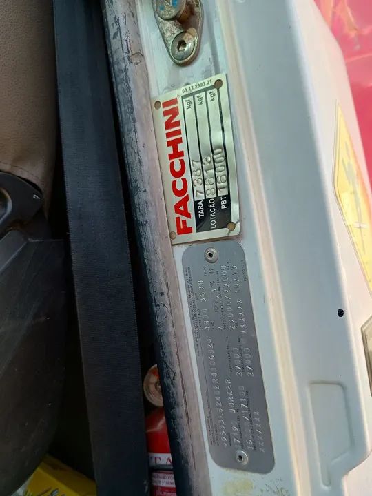 Caminhão pra transporte de bebidas 17 190 - Foto 9