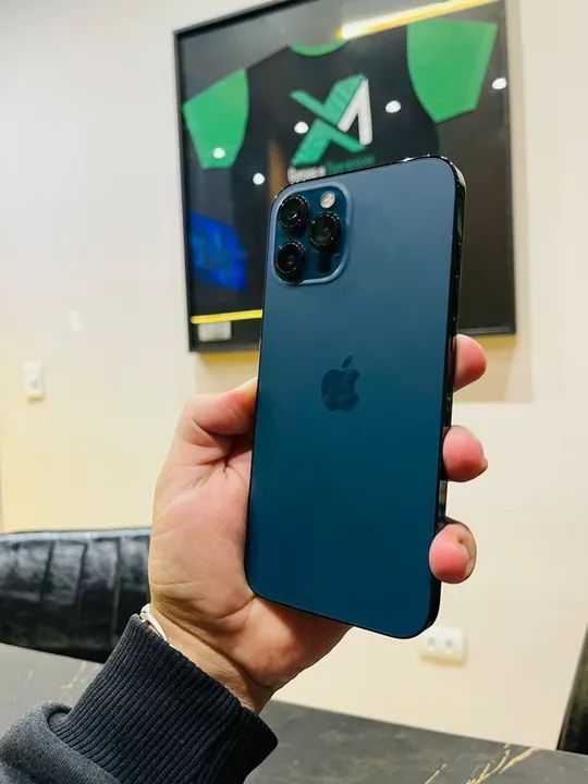 iPhone 12 Pro maxx 128g sem detalhes / avance 