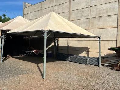 Tenda Piramide 5x5 com calha 
