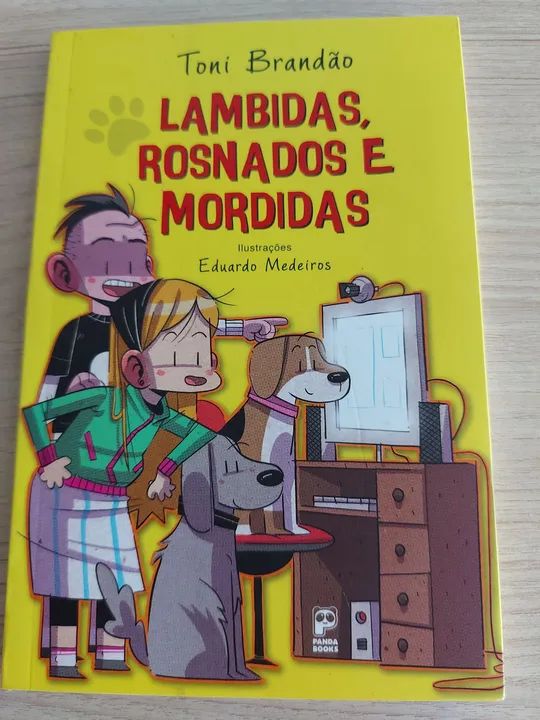 Livro Lambidas, rosnados e mordidas
