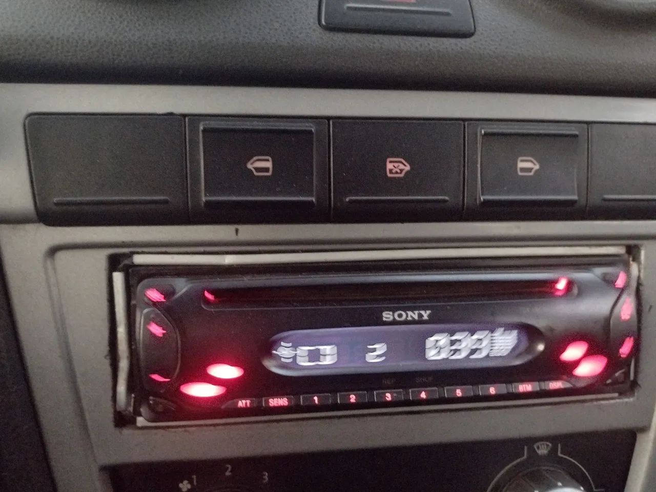Som de carro Sony toca cd - Foto 3