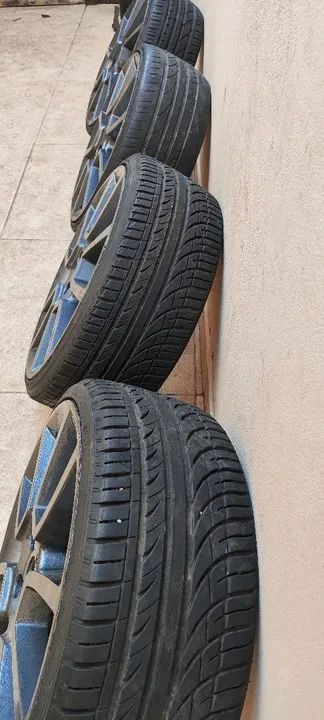 Rodas de liga leve aro 17 com pneus 185/35 - Foto 4