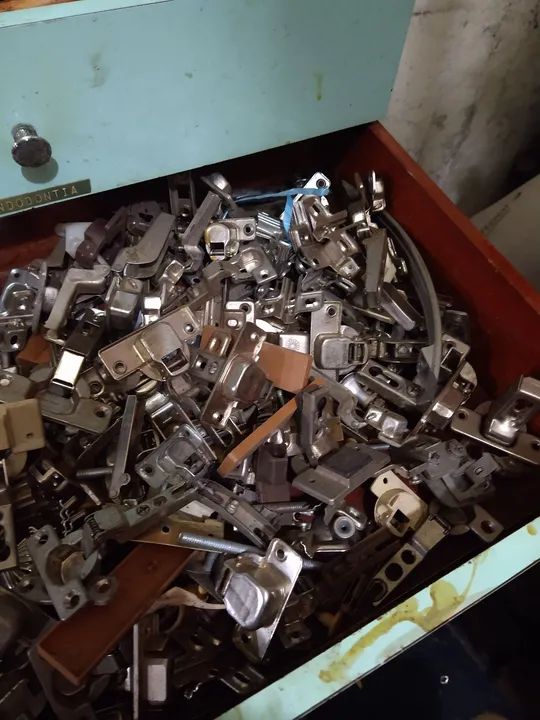 Lote de dobradiça para armário  - Foto 3