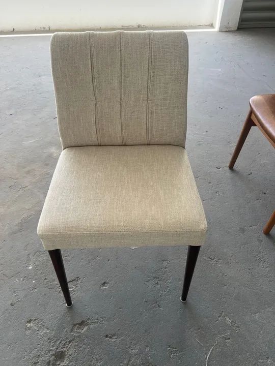 CONJUNTO 8 CADEIRAS MESA DE JANTAR -