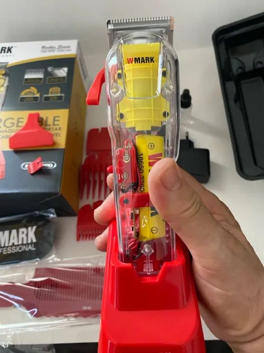 Máquina de cortar cabelo W Mark com pedestal  - Foto 3