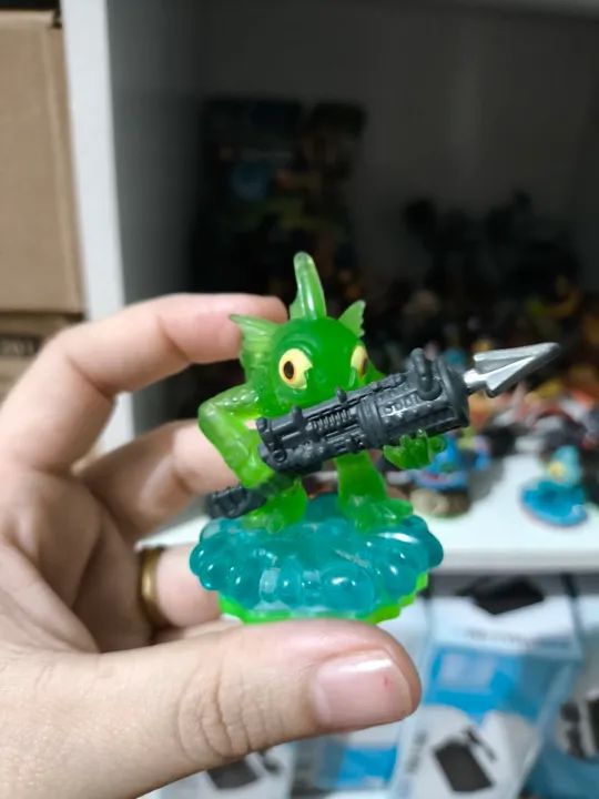 Boneco Skylanders - Gill esmeralda 