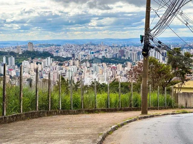 Lote com 856 m² à venda no Bairro Belvedere