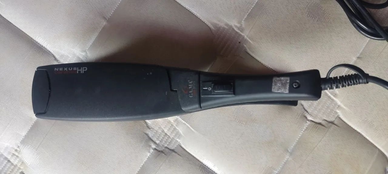 Prancha de Cabelo Gama Italy Nexus HP Usada