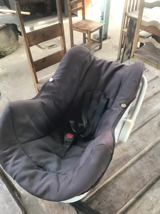 Cadeirinha de bebê para carro