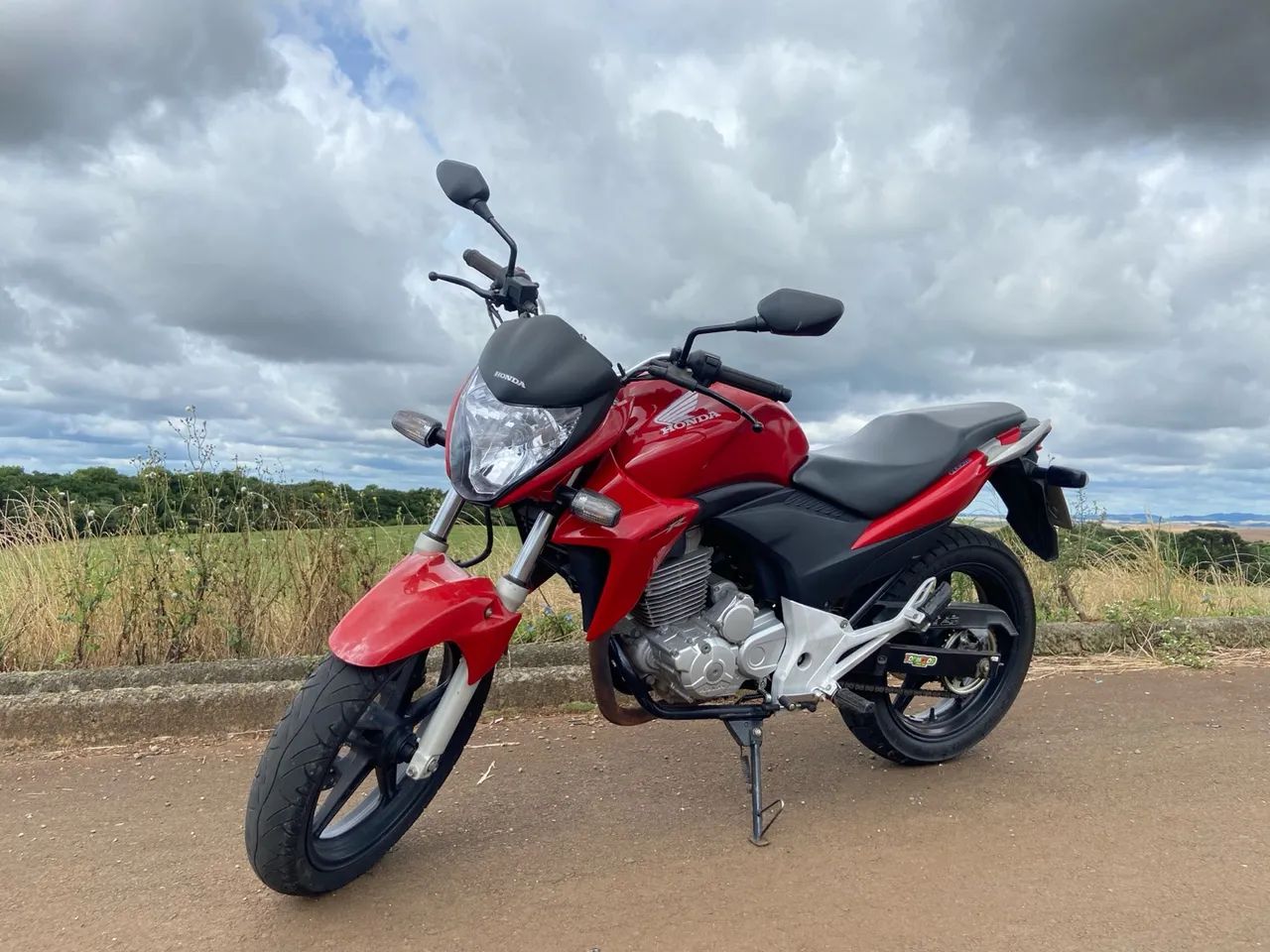 Honda CB300 - Ótimo estado - Foto 6