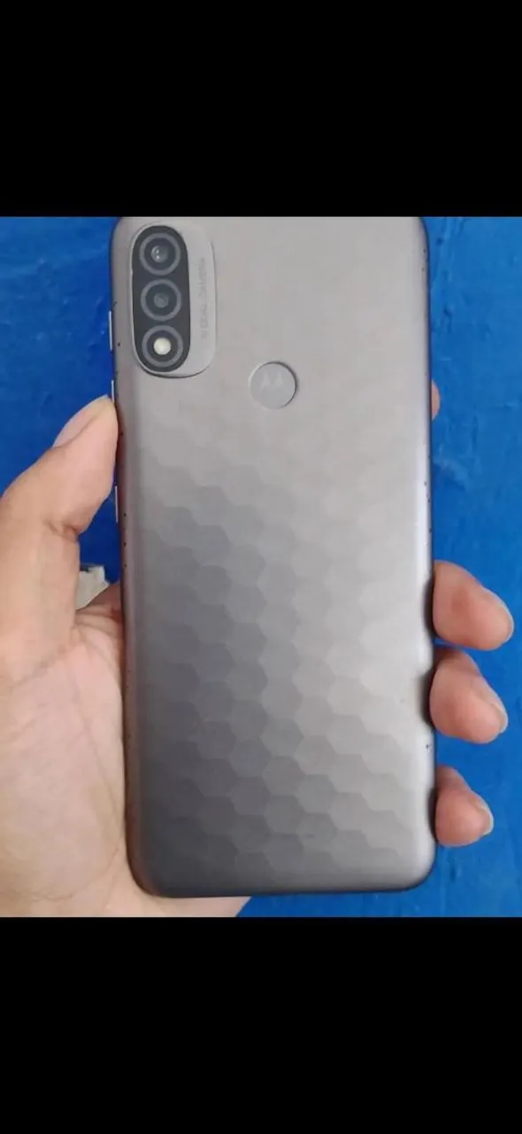 Vendo moto E20 funcionando perfeitamente 