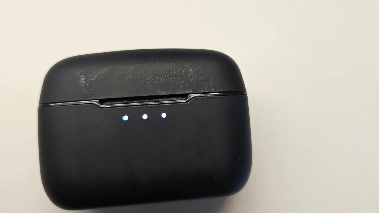 Fones de Ouvido Bluetooth Sem Fio com defeito lado esquerdo. - Foto 2