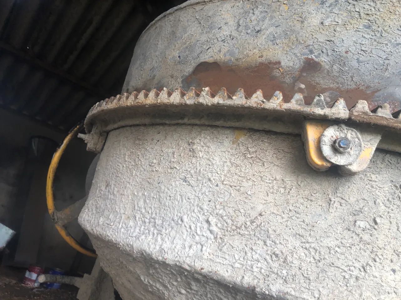 A betoneira semi nova !  - Foto 2