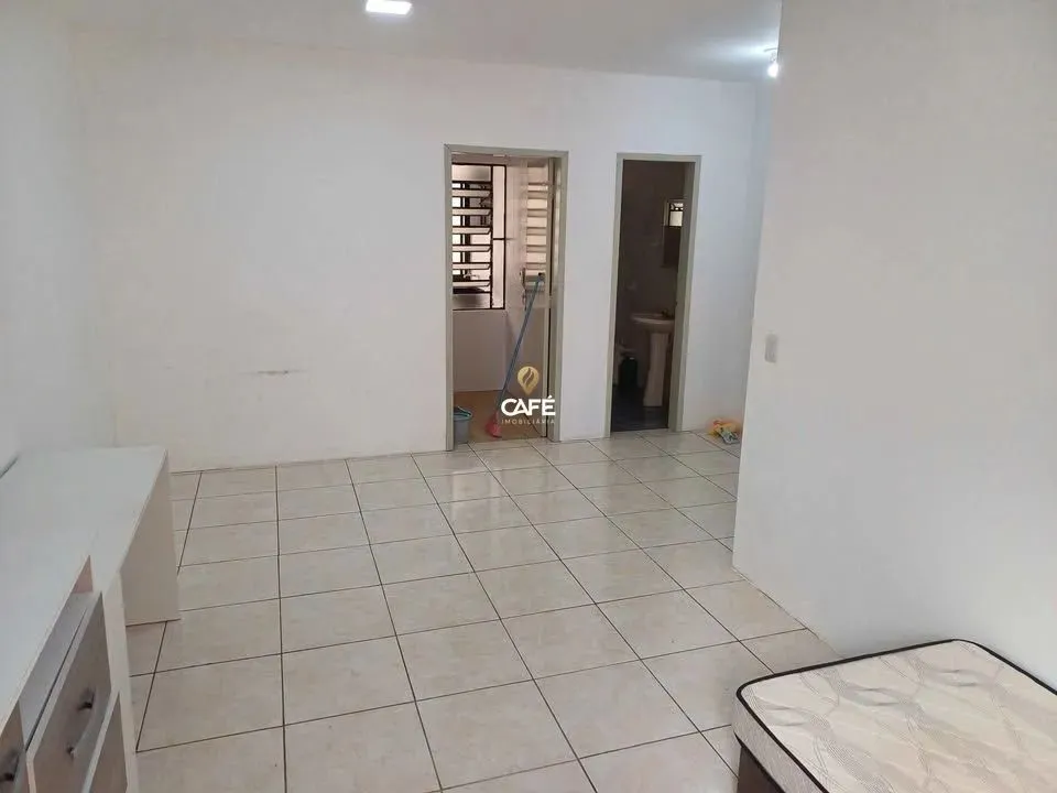 Kitnet semimobiliada, no bairro Fátima