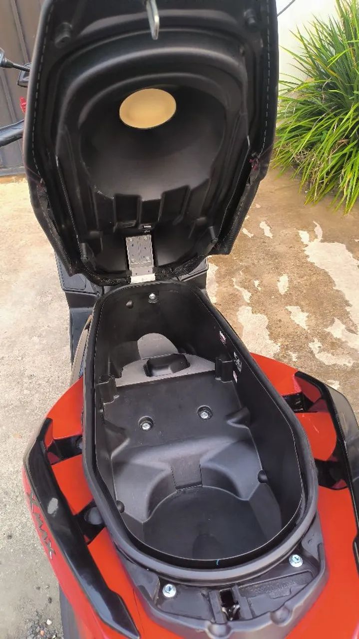 Xmax vermelha - 2024 - 9mil kms - Foto 4