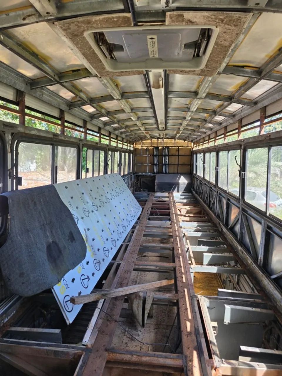 Motorhome Documentado 8 lugares  - Foto 4