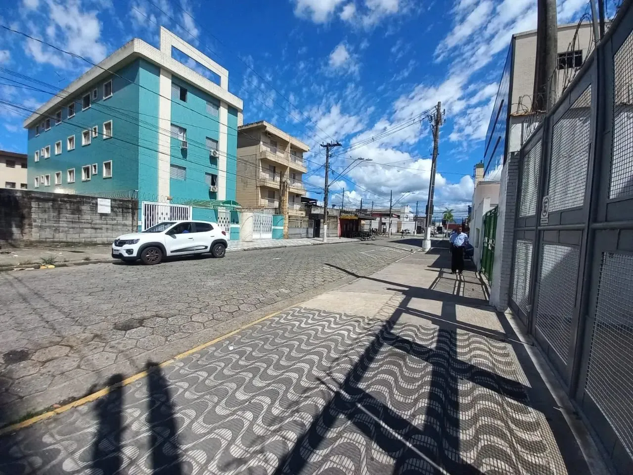 Terreno 420 metros quadrados em Guilhermina - Praia Grande - SP