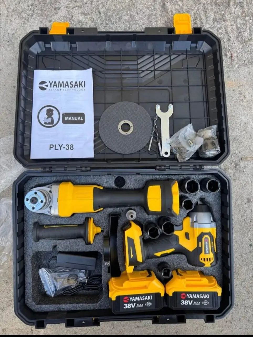 Kit 2 em 1 Chave de impacto + Parafusadeira  a bateria 38v  - Foto 2