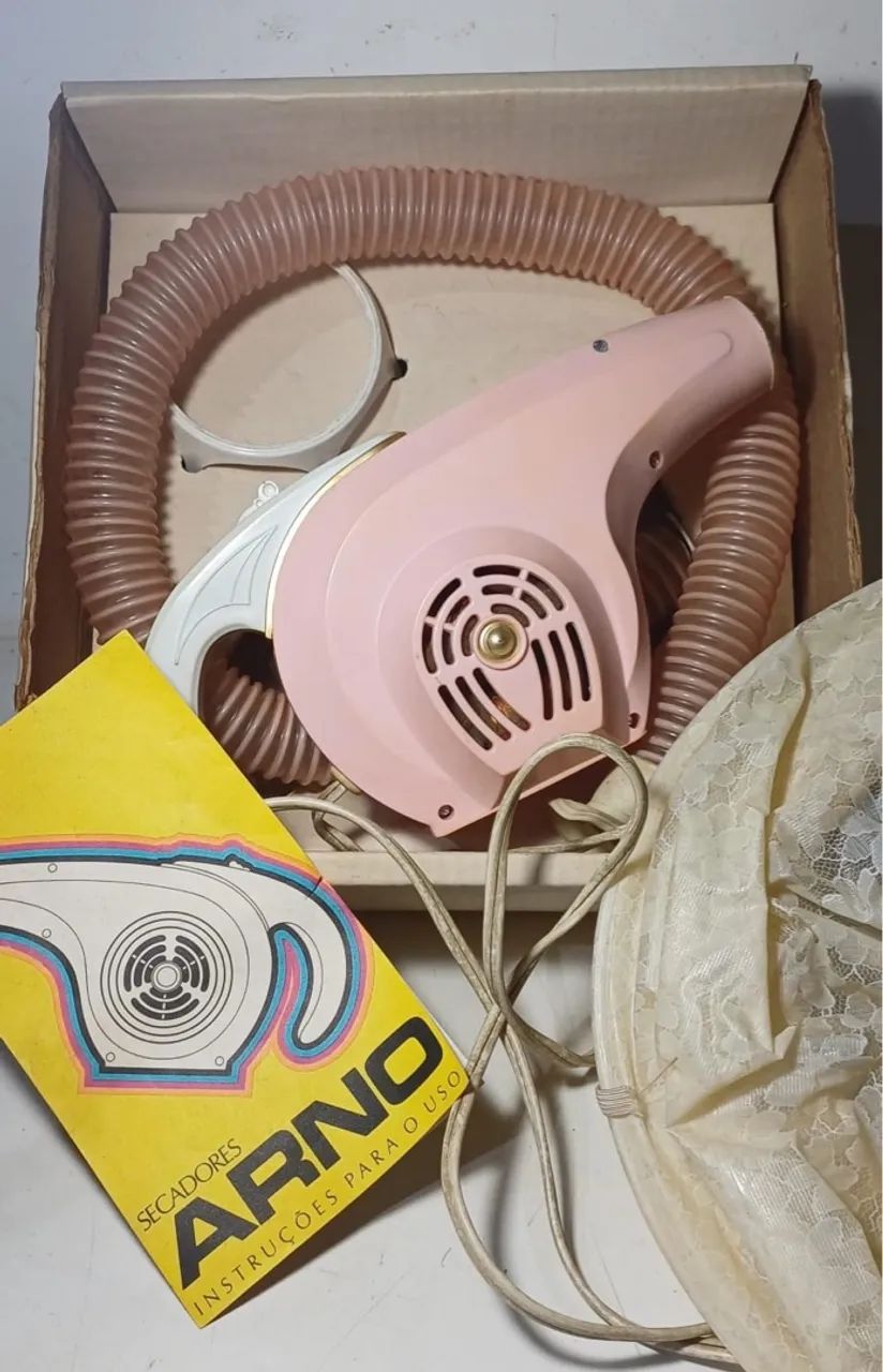 Secador de cabelo Arno vintage FUNCIONA SÓ QUE BEM FRACO PRECISA DE REVISÃO 