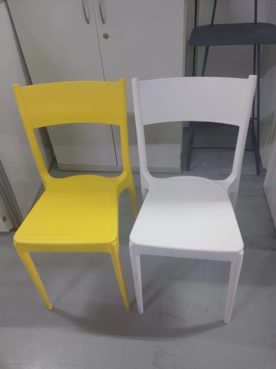 Cadeira de escritório modelo fixo - Ideal para refeitório - Tramontina - Foto 2