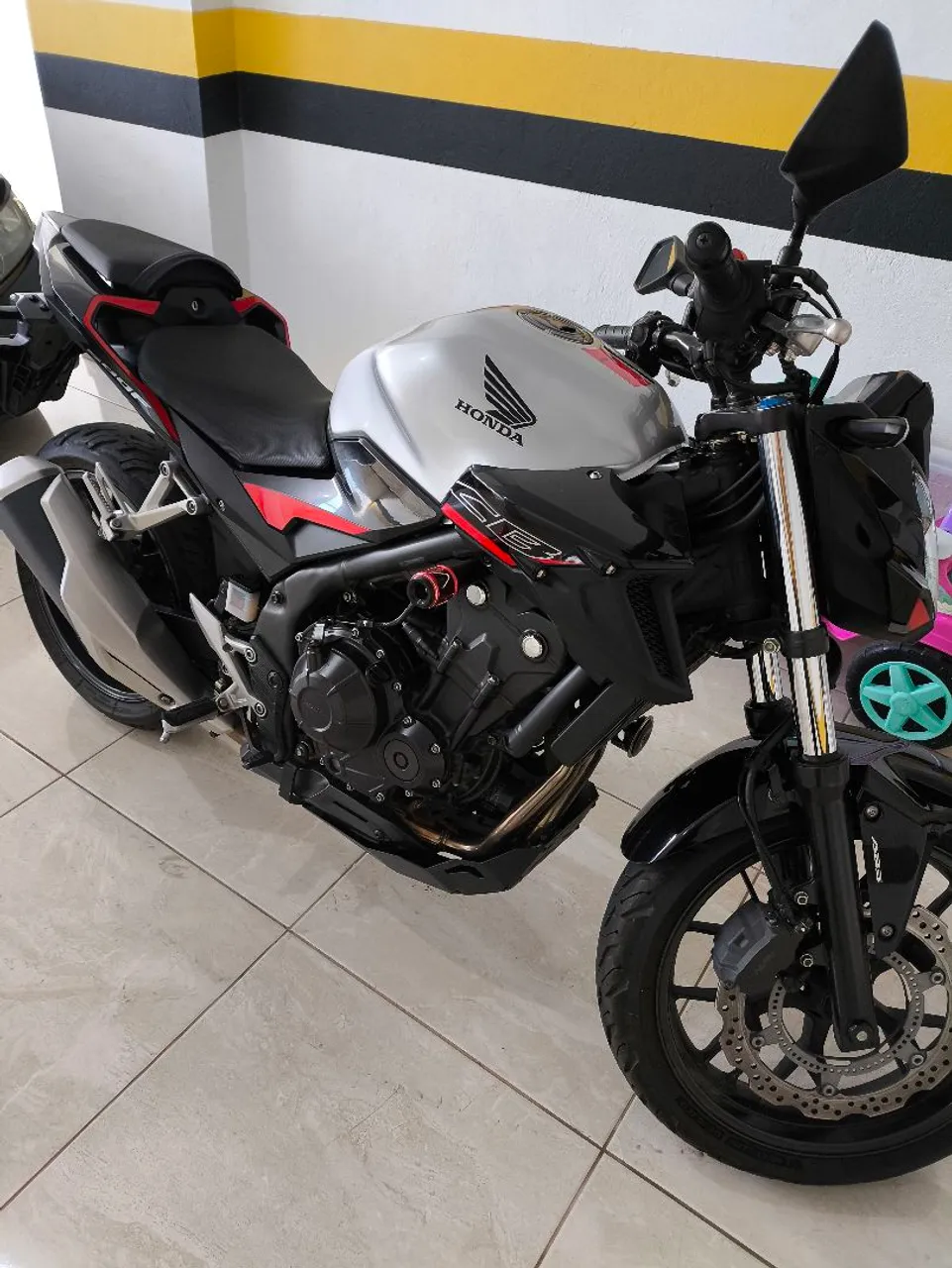CB 500 F