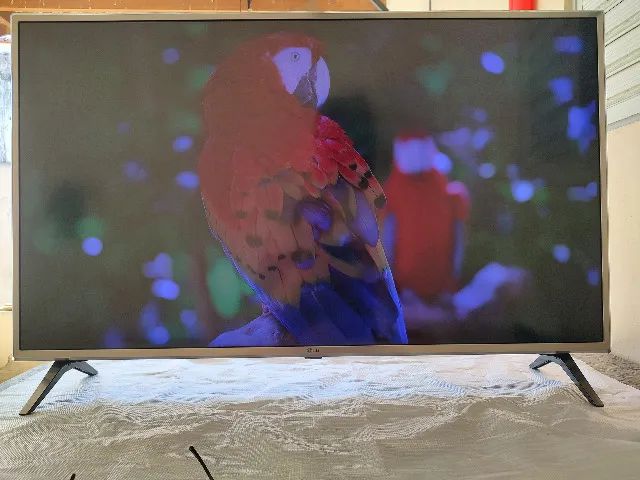 Tv LG 4k 43 Polegadas Semi-nova