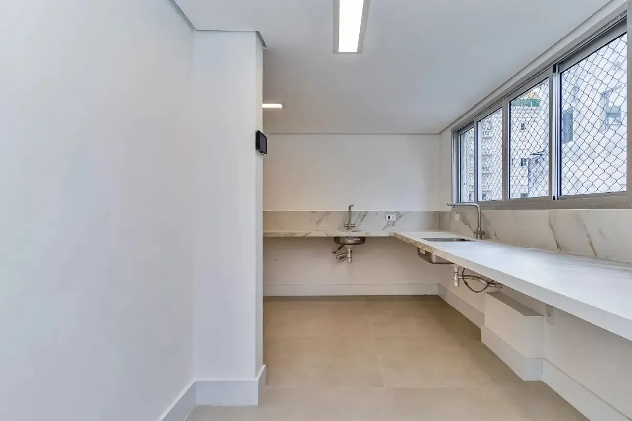 Apartamento tipo para venda com 3 quartos, sendo 2 suítes, 155m² - Foto 4