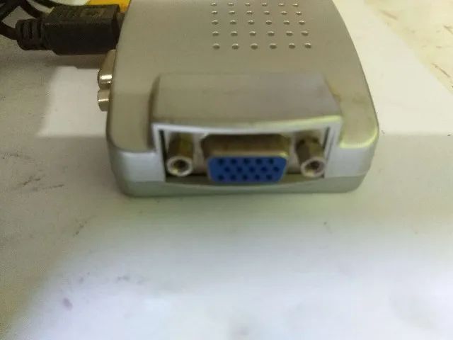 conversor antigo de vga pra av(rca) igual nas fotos aceito cartão-pix leia todo o anuncio - Foto 3