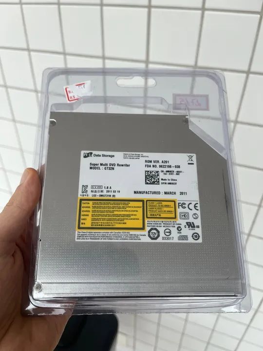 Super Multi DVD Rewriter GT32N