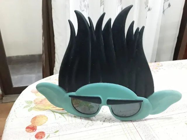 Máscara Trolls Sun Staches, 2017 