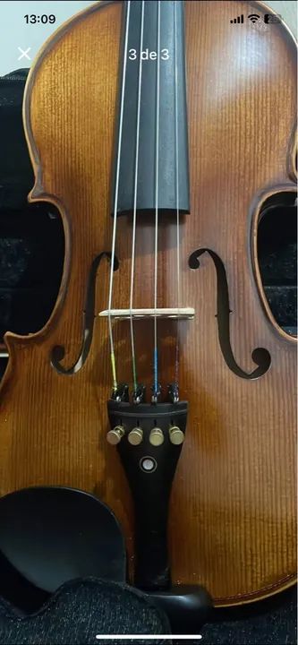 Violino clássico em excelente estado