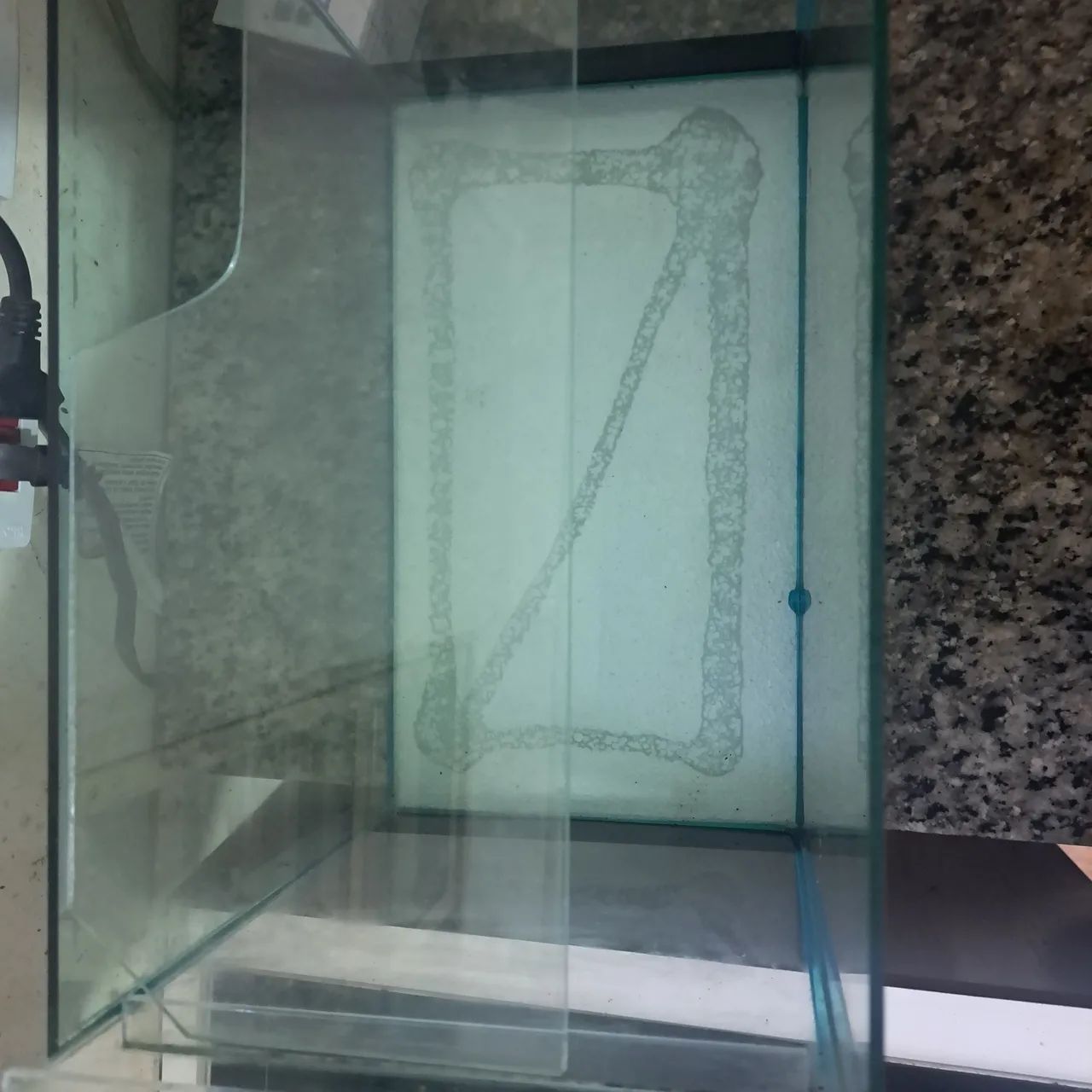 Aquário 35x20x25 - 18l - Foto 4