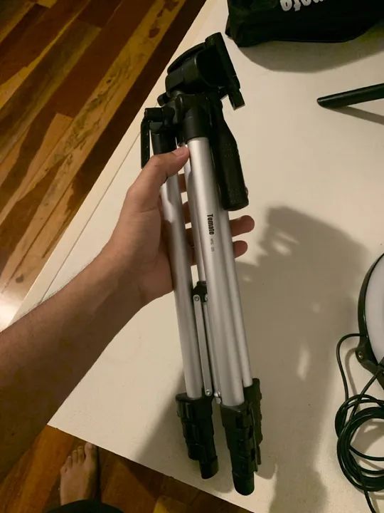 Tripé para Câmera - Novo - Foto 4